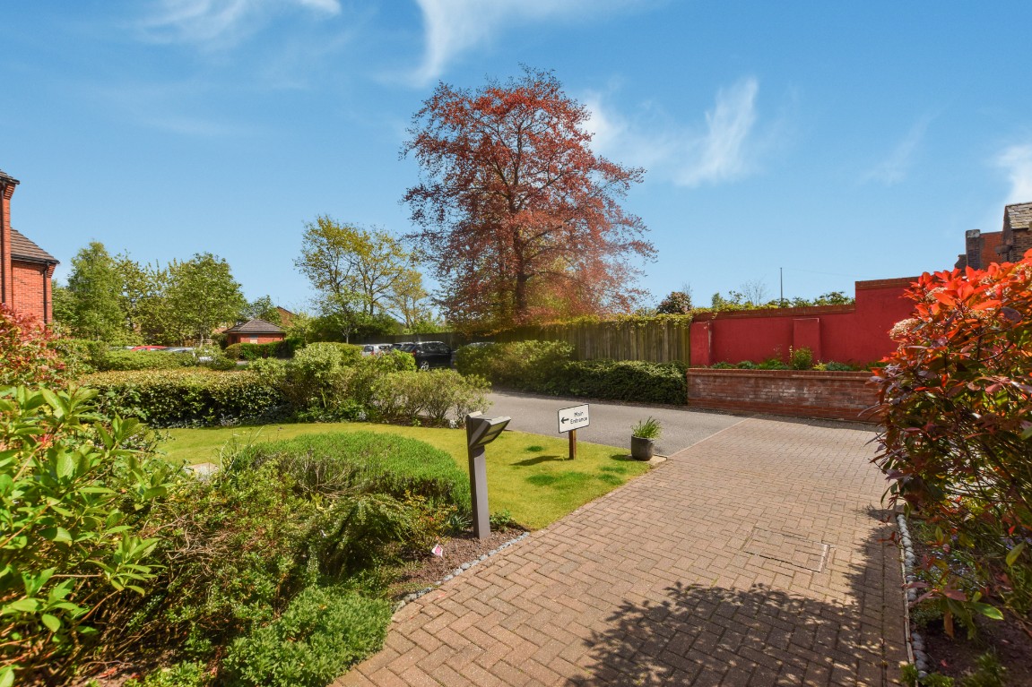 Peel House Lane, Widnes Adams Estate Agents