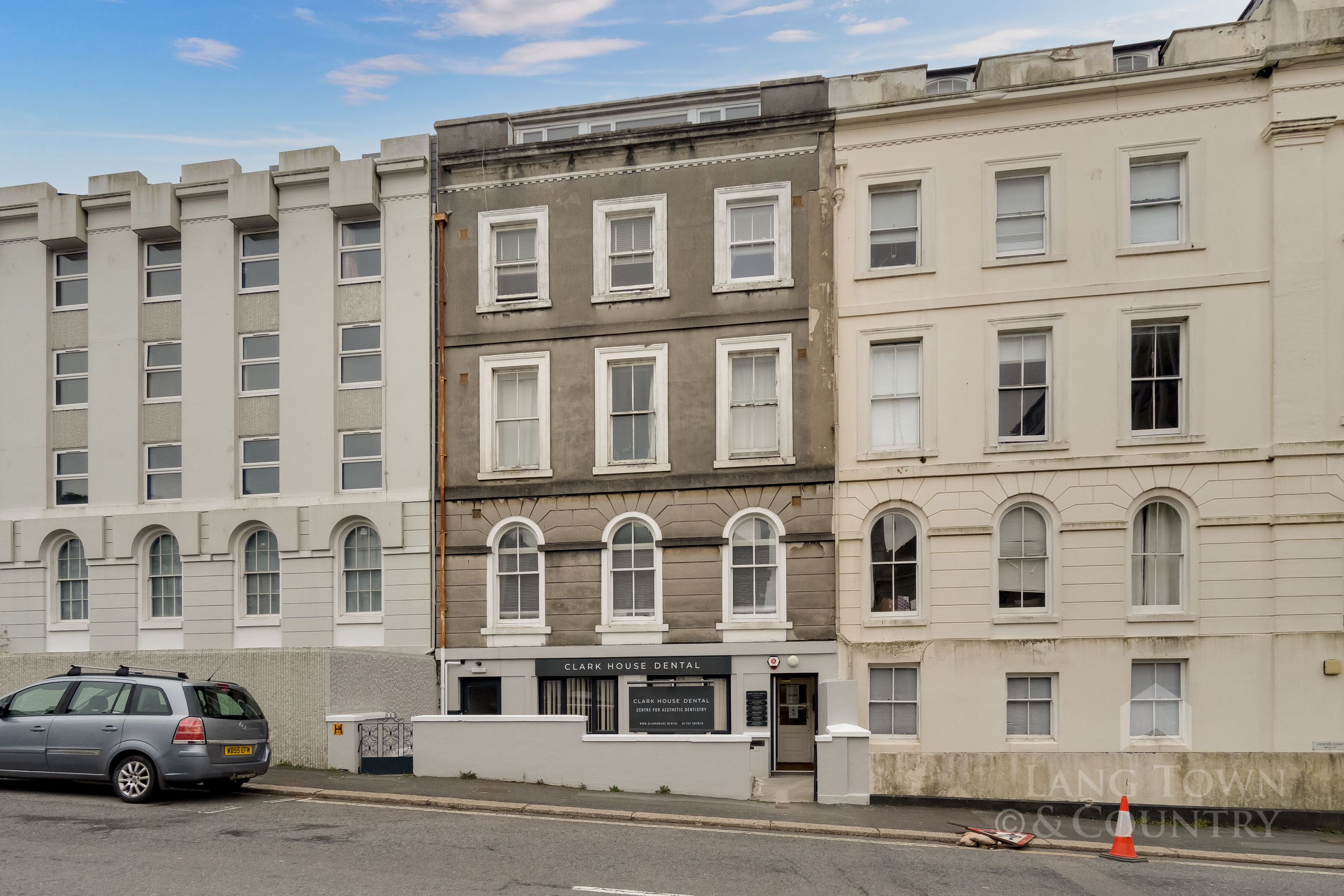 Lockyer Street, The Hoe, Plymouth. Lang Town & Country